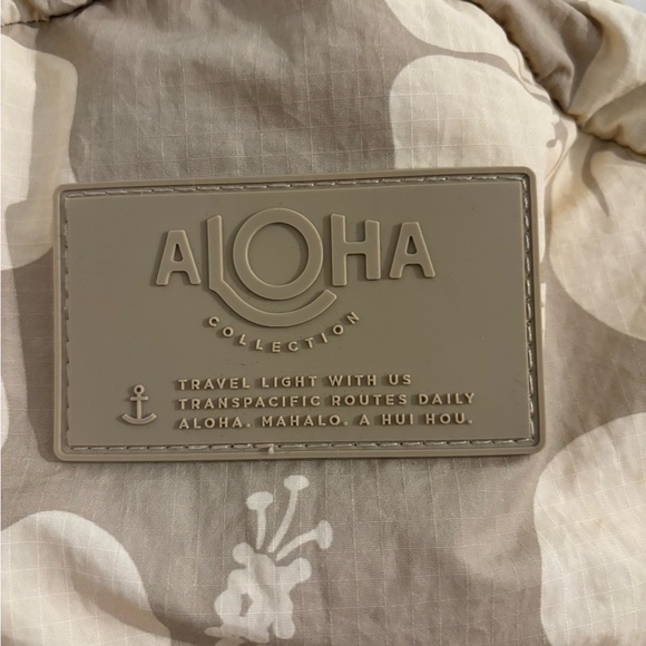 ALOHA Collection Keep it Light MINI Backpack in Hana Hou - Picture 3 of 6
